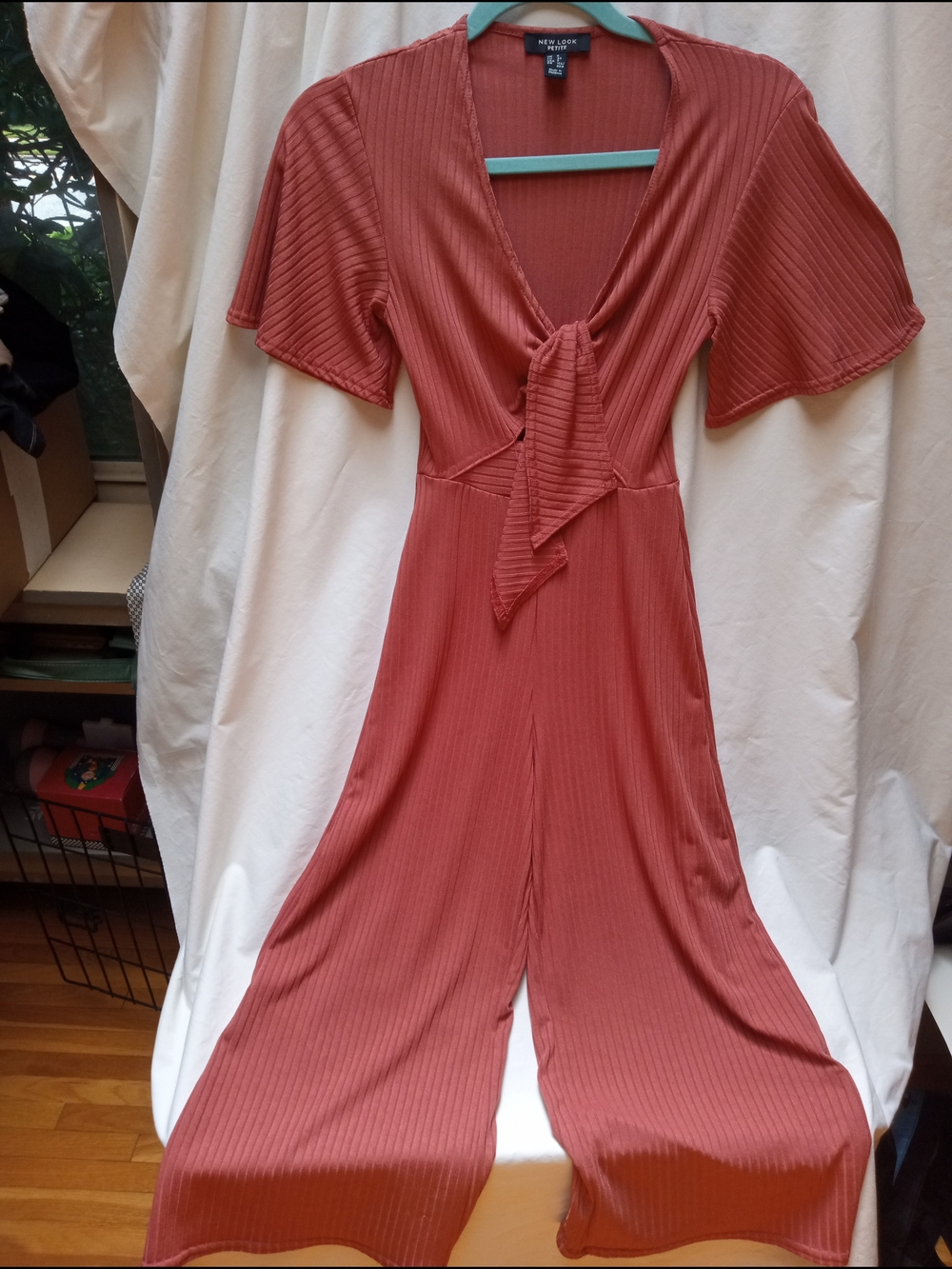 New Look Petite Rust Ribbed V-Neck Top